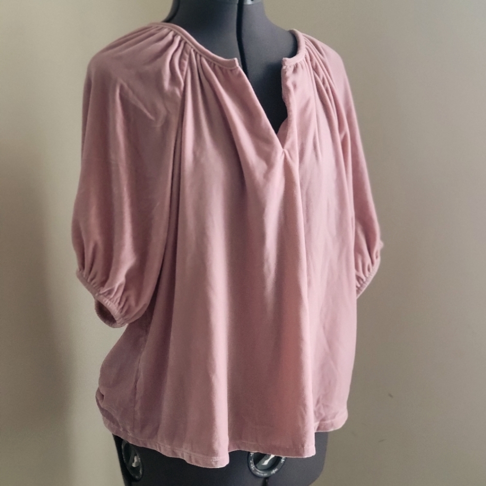 Old Navy Velour V-Neck Shirt M